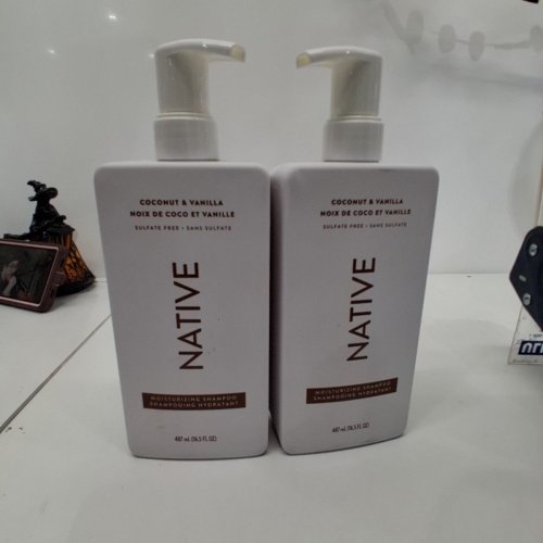 2 NATIVE COCONUT & VANILLA MOISTURIZING SHAMPOO - 487 ML EACH image 4