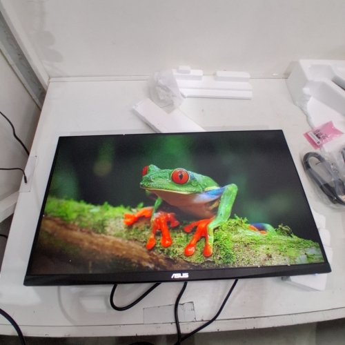 ASUS TUF GAMING MONITOR - 210HZ - 27" - BLACK (MODEL: VG27AQ5A) image 4