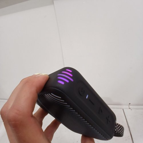 MONSTER S360 PORTABLE WATERPROOF BLUETOOTH SPEAKER WITH 20H PLAYTIME - 5 V 1A - BLACK (MODEL: M56215) image 4