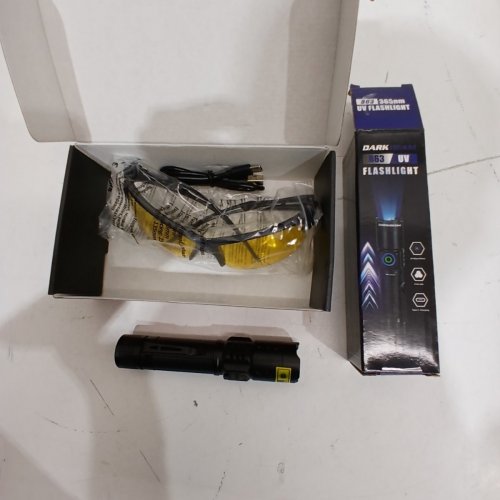 DARKBEAM 365NM UV FLASHLIGHT KIT WITH GLASSES - BLACK (MODEL: B63) image 4