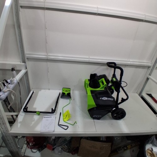 GREENWORKS 20" BRUSHLESS SNOW THROWER - *BATTERY AND CHARGER NOT INCLUDED* - 40V - GREEN (MODEL: 2600500) image 2