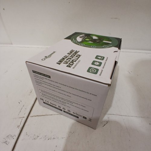 OUTSWEAT ULTRASONIC SOLAR POWERED ANIMAL REPELLER WITH MOTION SENSOR AND FLASHING LIGHTS - GREEN/BLACK (MODEL: KS-0627) image 3