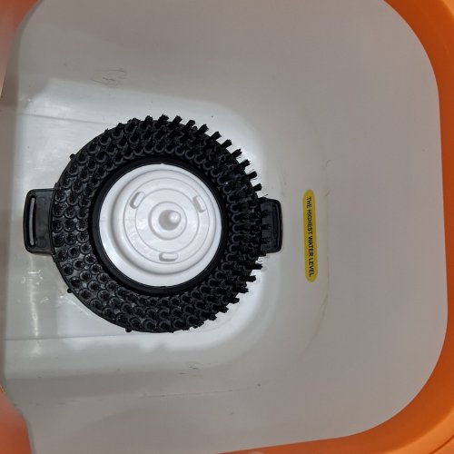 SPIN MOP AND BUCKET SYSTEM WITH 4 MOP HEAD REPLACEMENTS - WHITE AND ORANGE image 4