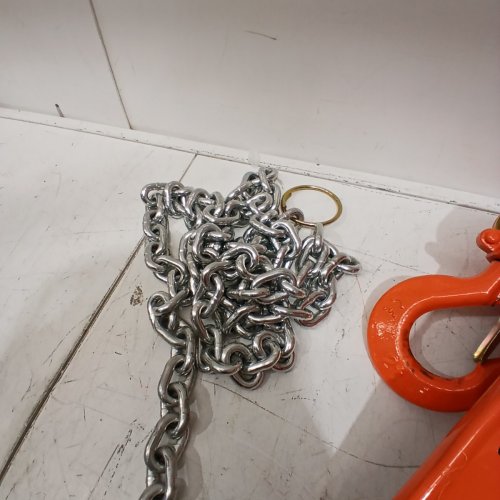 VEVOR MANUAL LEVER CHAIN HOIST - 1.5TON MAX - 10FT - ORANGE/BLACK - (MODEL:HSH-1.5T-3M) image 4