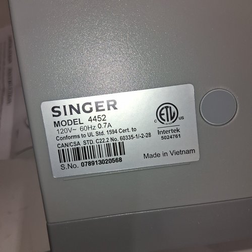SINGER 4452 HEAVY DUTY SEWING MACHINE, GREY image 7