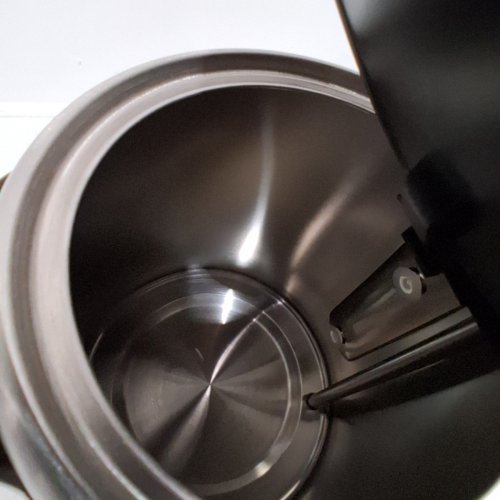 MAINSTAYS STAINLESS STEEL ELECTRIC KETTLE - 1.7L - SILVER image 3