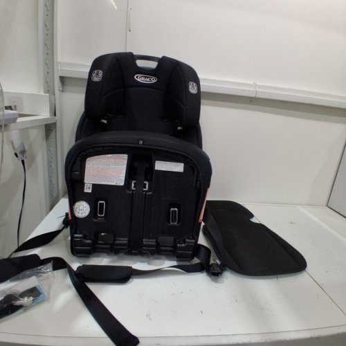 GRACO TRANZITIONS 3-IN-1 HARNESS/HIGHBACK/BACKLESS BOOSTER CAR SEAT - 100LBS MAX/CAP - PROOF/BLACK (MODEL: 2035724) image 5