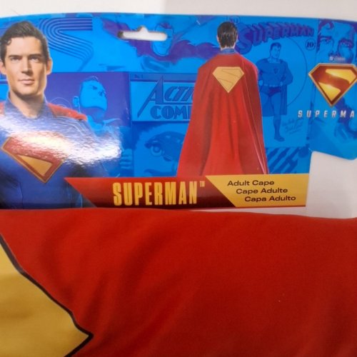 MEN'S RUBIES COSTUMES SUPERMAN CAPE - OSFM - RED/YELLOW (MODEL: SUPERMAN 2025) image 3