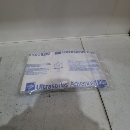 5PK MEDLINE ULTRASORBS ADVANCED PREMIUM DISPOSABLE UNDERPADS WITH SLIP RESIST TECHNOLOGY - 30" X 36" - WHITE (MODEL: MSC383500) image 2
