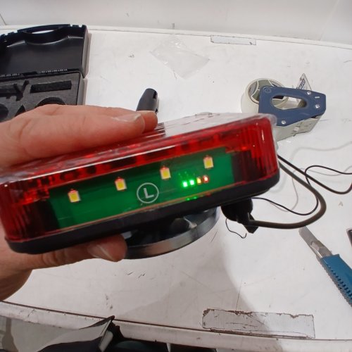 WIRELESS LED TRAILER LIGHT KIT - RED image 2