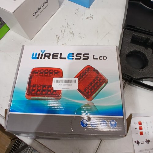 WIRELESS LED TRAILER LIGHT KIT - RED image 3