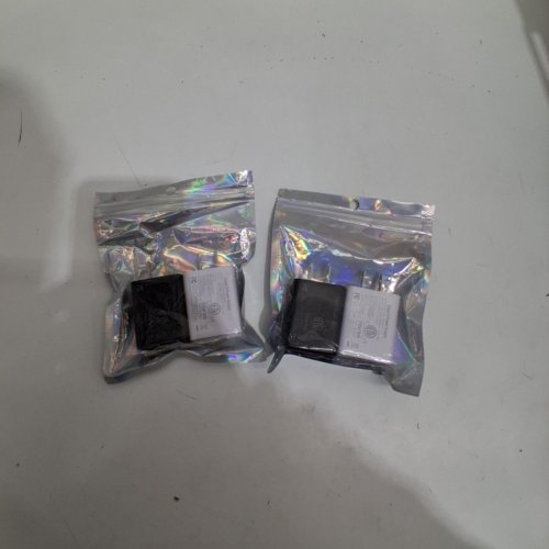 2 (2PK) GREATATOP USB WALL CHARGER BLOCK - 5V - 2AMP - BLACK/WHITE image 2