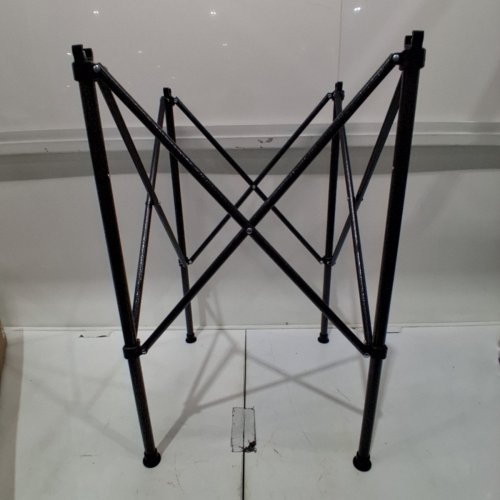 AMAZON BASICS PORTABLE FOLDING ALUMINUM CAMPING TABLE - 27.5" X 27.7" - BLACK (MODEL: B0DVZJSTRY) image 4