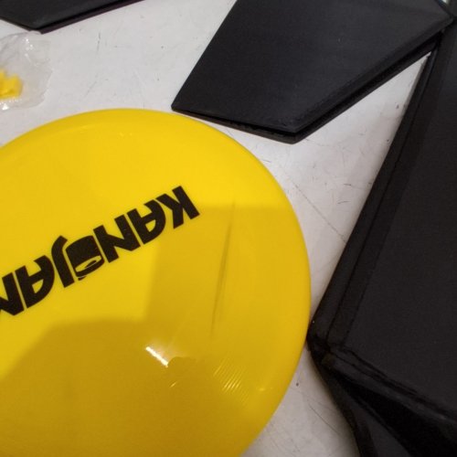 KANJAM TABLETOP DISC THROWING GAME - BLACK/YELLOW (MODEL:1-1-18369-KJ019) image 3