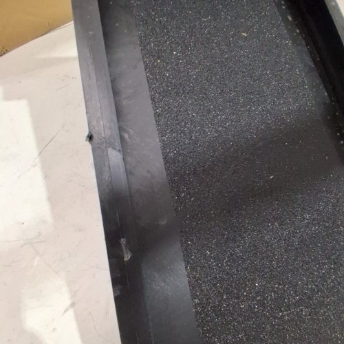 VEVOR LADDER LEVELER TOOL WITH STORAGE FOR UNEVEN GROUND - 21.65" X 9.84" X 15.75" - BLACK - (MODEL: KH-L03) image 3