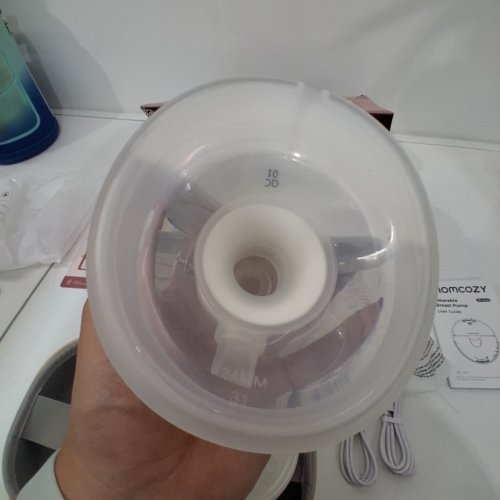 MOMCOZY M5 SMART WEARABLE BREAST PUMPS WITH APP CONTROL - WHITE (MODEL: BP380) image 4