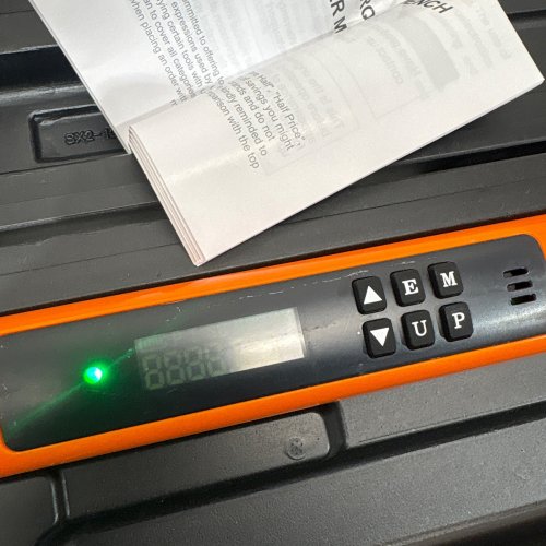 VEVOR DIGITAL TORQUE WRENCH SET, - 1/2" - 25-250 FT.LB - ORANGE - (MODEL: HGI20340) image 2