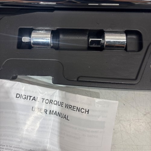 VEVOR DIGITAL TORQUE WRENCH SET, - 1/2" - 25-250 FT.LB - ORANGE - (MODEL: HGI20340) image 4