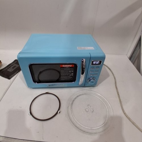 GALANZ RETRO STYLE DIGITAL MICROWAVE OVEN - 0.7CU.FT - LIGHT BLUE - (MODEL: GLCMKZ07BER07) image 4