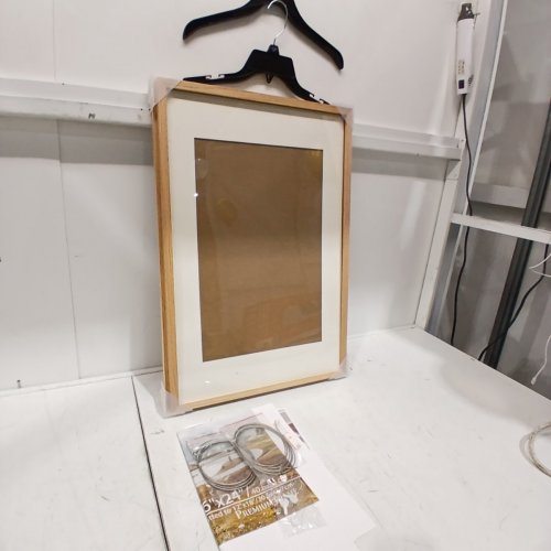 2PK VEELOT PICTURE FRAME WITH SHATTERPROOF ACRYLIC - 16 X 24 - SOLID OAK WOOD image 3