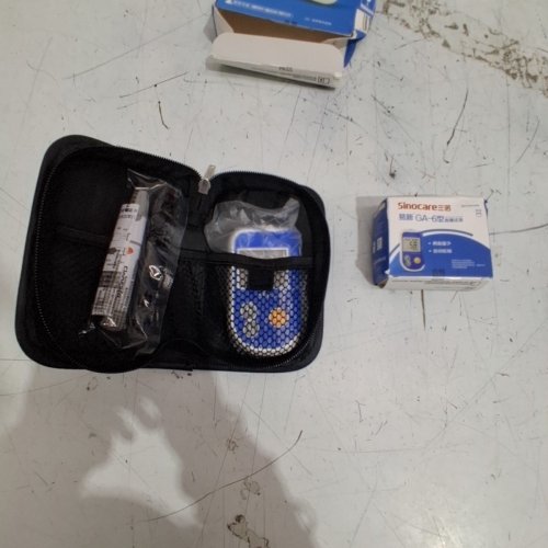 SINОCARE BLOOD GLUCOSE MONITORING KIT- BLUE / WHITE (MODEL: GA-6) image 3
