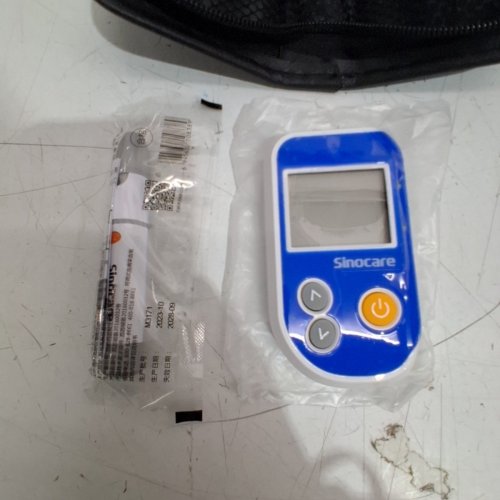 SINОCARE BLOOD GLUCOSE MONITORING KIT- BLUE / WHITE (MODEL: GA-6) image 5