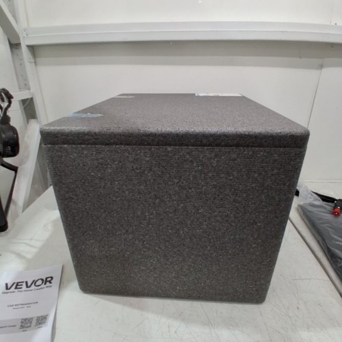 ULTRA-LIGHT PORTABLE ELECTRIC CAR REFRIGERATOR - 12V 40L CAPACITY - GREY (MODEL: FE40) image 8