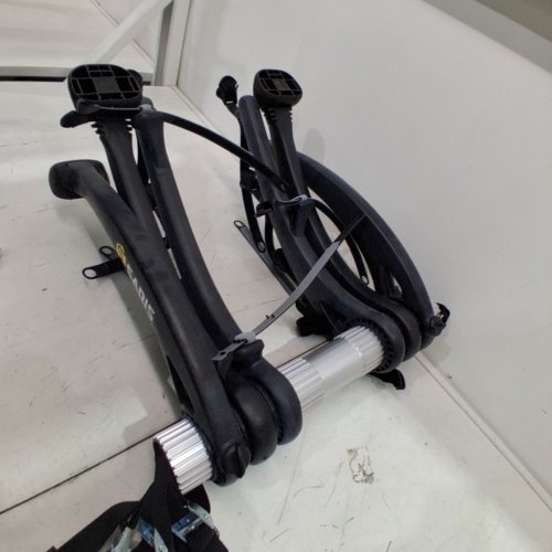 SARIS BONES 801BL BIKE TRUNK MOUNT RACK - 3 BIKE image 3