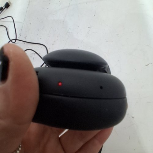 ONN. WIRELESS ON-EAR HEADPHONES - BLACK (ITEM: 2603B) image 2