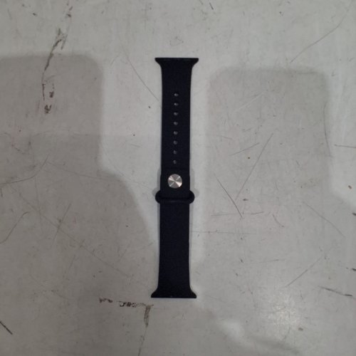 ONN. PREMIUM SILICONE BAND FOR APPLE WATCH - 42-49MM - BLACK image 2