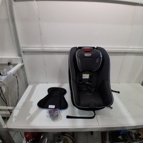 GRACO CONTENDER 65 CONVERTIBLE CAR SEAT WITH REAR‑TO‑FORWARD 5‑POINT HARNESS (5–65 LB), NO‑RETHREAD SIMPLY SAFE ADJUST, MACHINE‑WASHABLE PAD AND CUP HOLDER - GREY (MODEL : 2061867) image 3