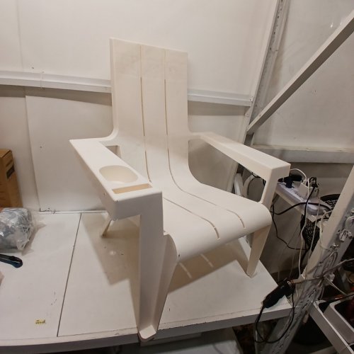 PLASTIC ARMCHAIR with cup holder and phone holder- WHITE image 2
