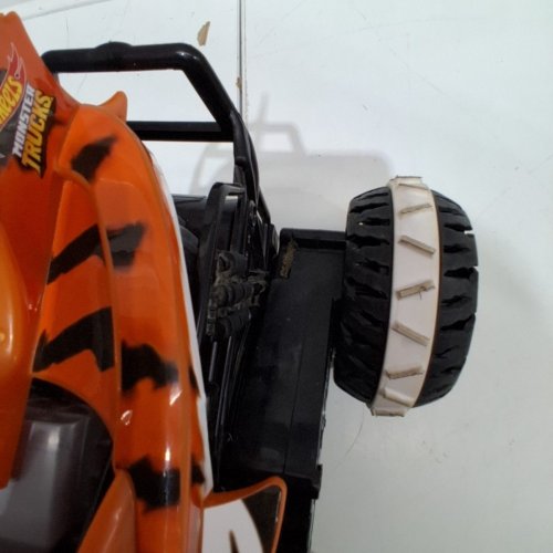 KIDS HOTWHEELS MONSTER TRUCKS REMOTE CONTROLLED TIGER SHARK TRUCK - 1:24 SCALE - ORANGE/BLACK image 8