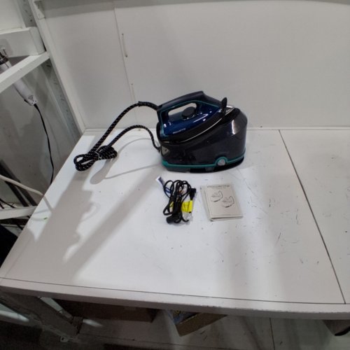 ROWENTA COMPACT STEAM PRO STEAM GENERATOR IRON - 1.1L WATER TANK - 400 MICRO STEAM HOLES - BLACK/GREEN (MODEL: DG7626U1) image 3