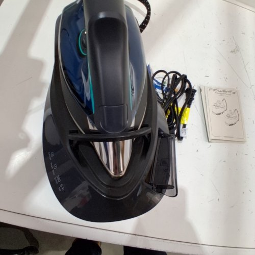 ROWENTA COMPACT STEAM PRO STEAM GENERATOR IRON - 1.1L WATER TANK - 400 MICRO STEAM HOLES - BLACK/GREEN (MODEL: DG7626U1) image 6