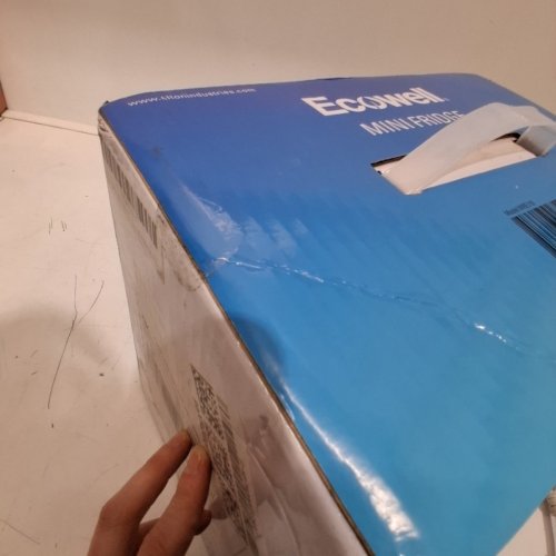 ECOWELL PORTABLE MINI FRIDGE WITH DIMMABLE TOUCH MIRROR -6 L( 8 CANS) WHITE(MODEL: WRE110) image 3
