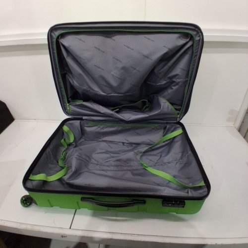 SWISS GEAR SIGNATURE COLLECTION HARDSIDE LUGGAGE - 29" - LIME GREEN (MODEL: SW49678) image 4