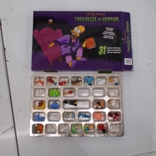 29PC THE SIMPSONS TREEHOUSE OF HORROR 31 DAY HALLOWEEN COUNTDOWN CALENDAR (MODEL: 1785038) image 2