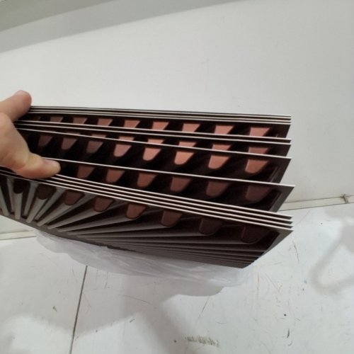 12PK WOWSTAR 3D SLAT WARM METALLIC TONE WALL PANELS - 19" X 19" - DARK BROWN (ITEM: A10YI069AC12EAW) image 4