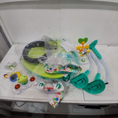 BRIGHT STARTS BOUNCE BOUNCE BABY 2-IN-1 ACTIVITY CENTER JUMPER AND TABLE - 6M+ - PLAYFUL POND GREEN (MODEL: 11565) image 3