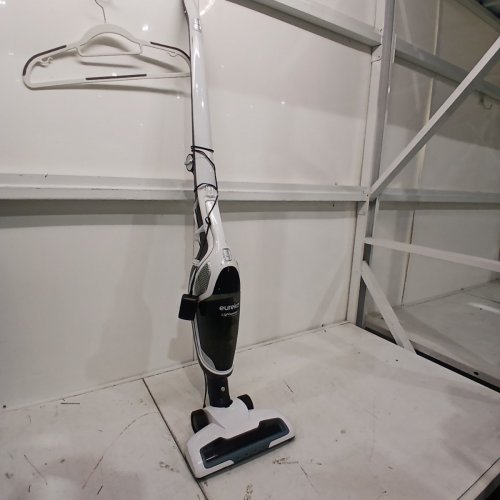 EUREKA 2-IN-1LIGHTSPEED STICK VACUUM, 21.6V - WHITE image 3