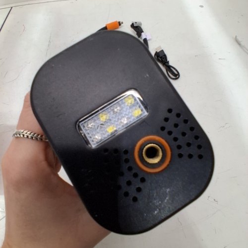 FIREHAWK WIRELESS MULTIPURPOSE INFLATABLE PUMP WITH LED LIGHT - BLACK image 4