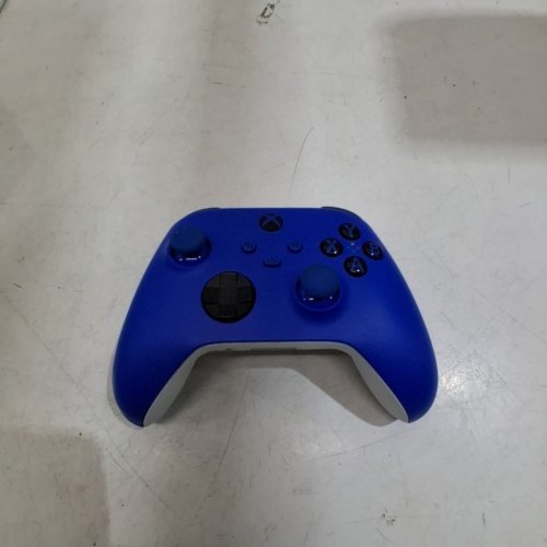 XBOX ONE CORE CONTROLLER - SHOCK BLUE image 3