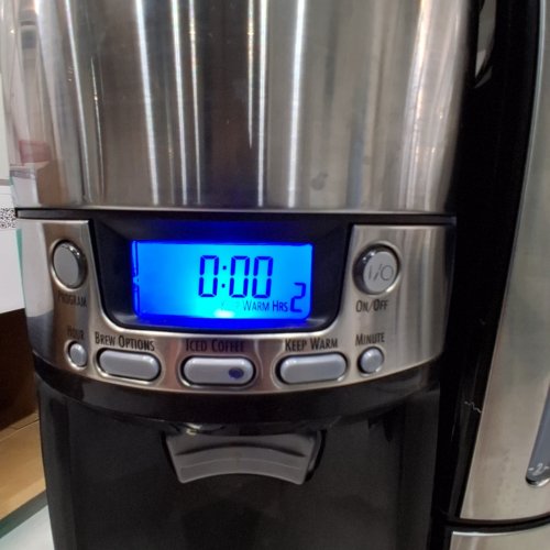 HAMILTON BEACH 47950 12-CUP BREWSTATION COFFEE MAKER WITH REMOVABLE RESERVOIR, BLACK AND STAINLESS STEEL image 2