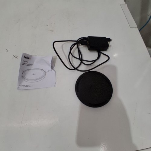 BELKIN BOOST CHARGE WIRELESS 10W CHARGING PAD - BLACK - (MODEL: WIA001) image 3