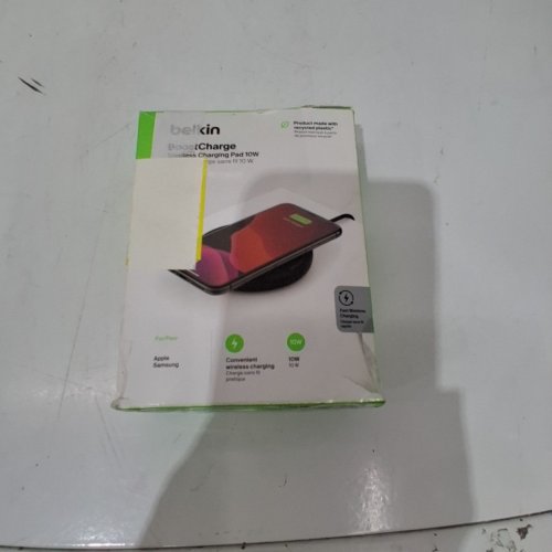 BELKIN BOOST CHARGE WIRELESS 10W CHARGING PAD - BLACK - (MODEL: WIA001) image 5