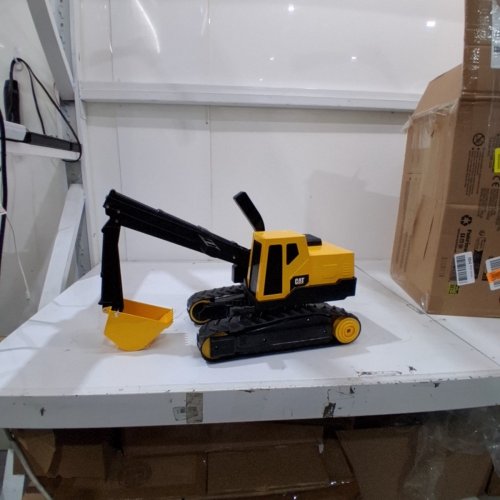 CAT STEEL EXCAVATOR - 18 X 8 X 12 image 2