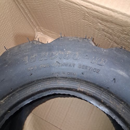 TUBELESS NYLON ALL SEASON/UTILITY SPECIALTY TIRE FOR GARDEN/LAWN TRACTORS/MOWERS - NHS - 18 X 8.50-10 image 2