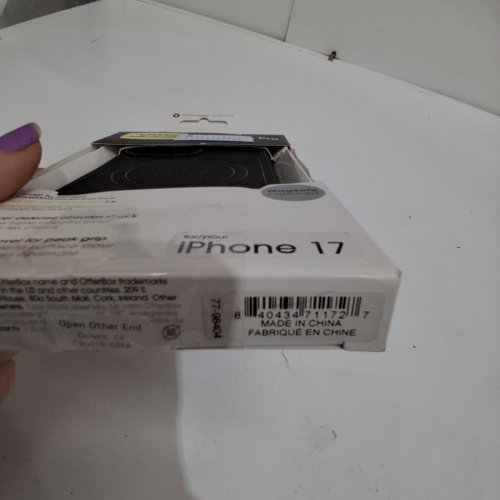 OTTERBOX DEFENDER PRO SERIES CASE WITH MAGSAFE - IPHONE 17 - BLACK (MODEL: 77-98404) image 4