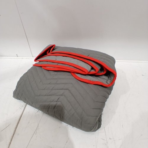 UP&UP PROTECTIVE MOVING BLANKET - 54" X 72" - GREY image 2